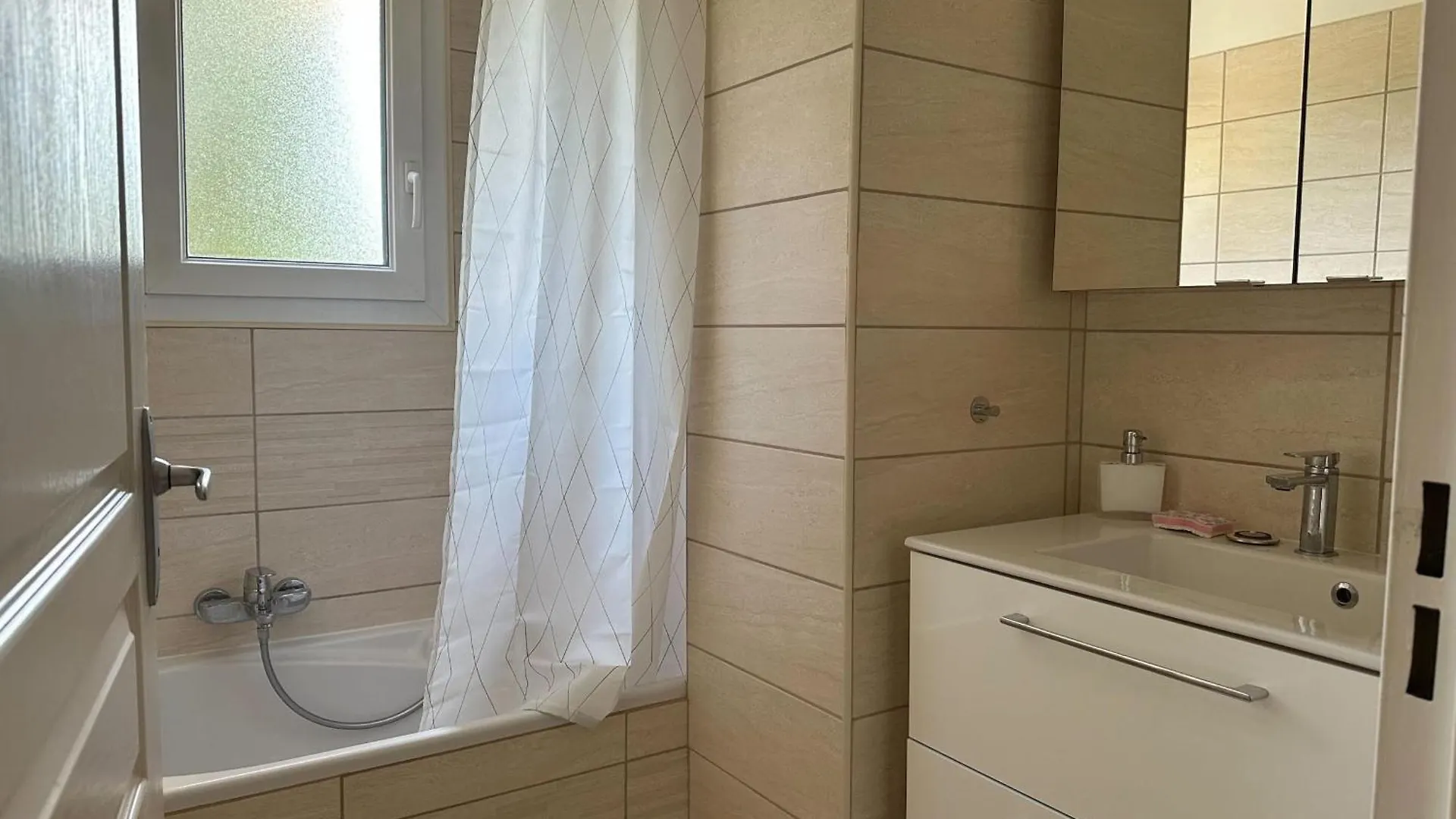 Apartment In Croix Des Gardes Cannes