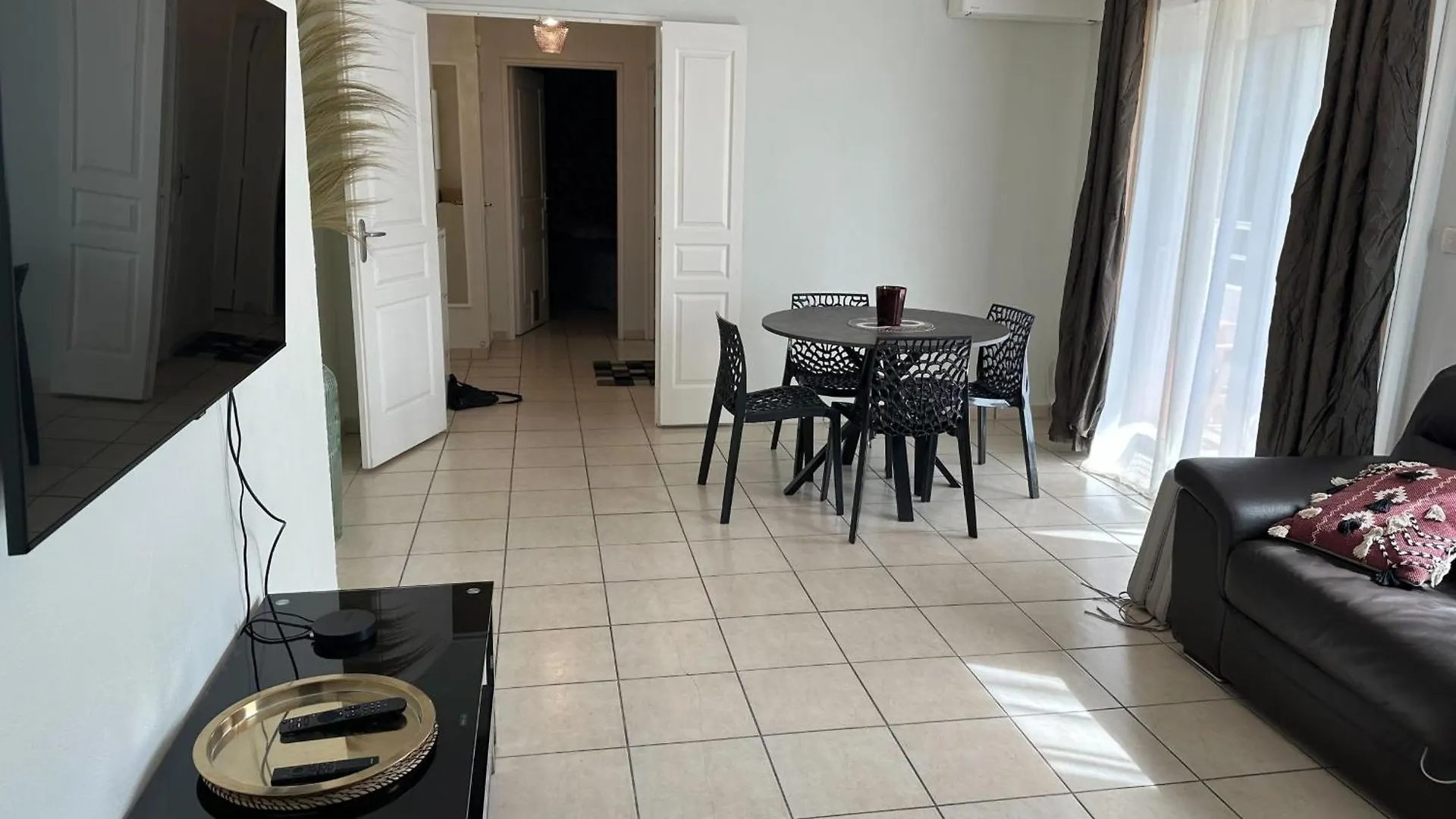 Apartment In Croix Des Gardes Cannes
