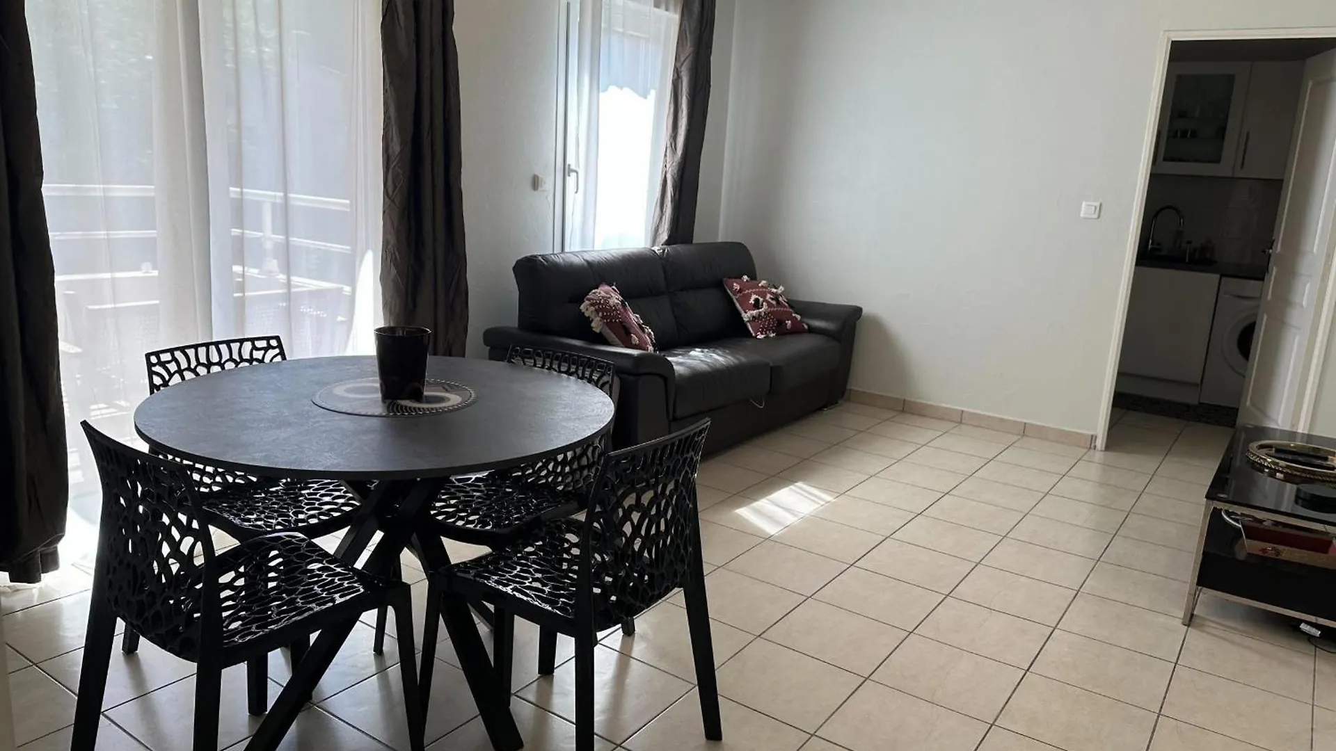 Apartment In Croix Des Gardes Cannes France